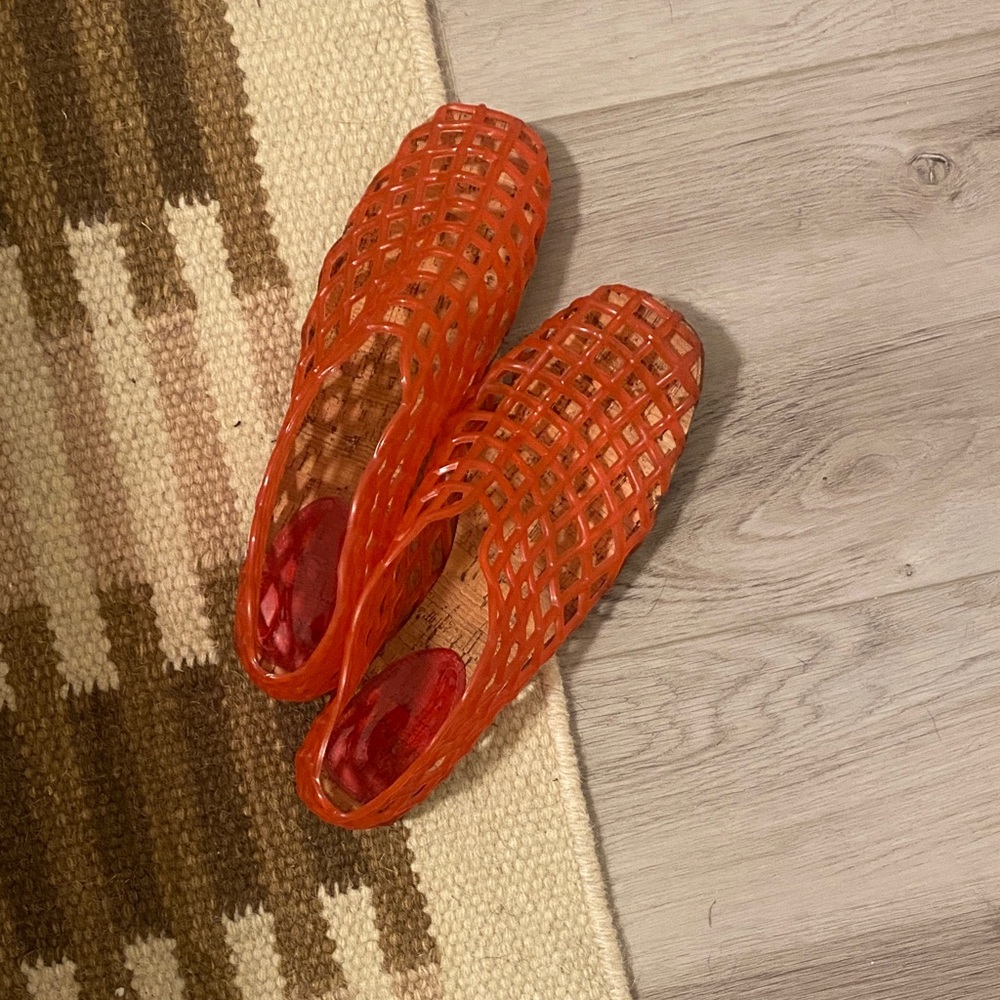 Red-Orange Jelly Flats